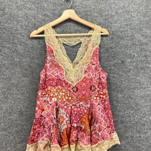 En Creme Blouse Women M Medium Pink Geometric V-Neck Sleeveless Wide Strap Rayon - Picture 3 of 9